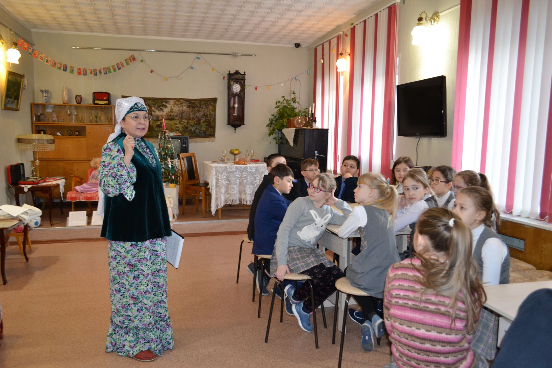 Лениногорские школьники познакомились с правилами этикета разных народностей