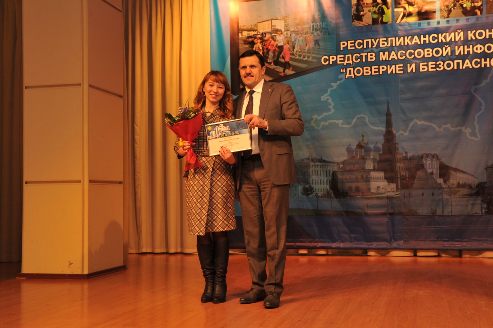 В Госавтоинспекции Татарстана наградили журналистов, освещающих вопросы обеспечения безопасности дорожного движения
