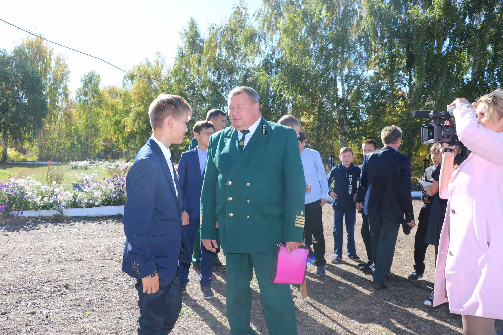 Лесные защитники в гостях у школьников Лениногорского района