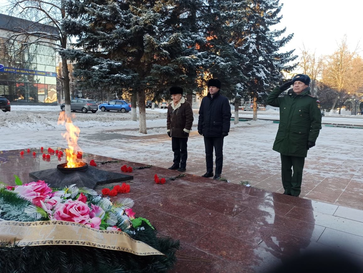 В Лениногорске почтили память Героев Отечества
