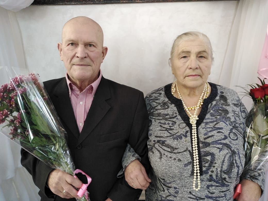 Бриллиантовую свадьбу отметила супружеская пара из Лениногорска