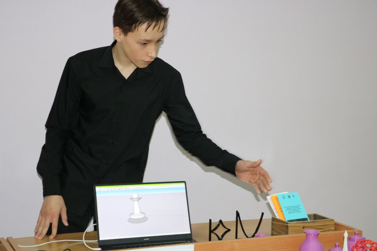 На научно-практическую конференцию в Лениногорск приехали юные эрудиты из Казани и 16 районов Татарстана