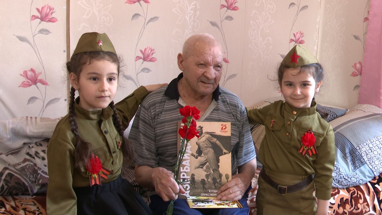 Азербайджанская диаспора Лениногорска поздравила ветеранов с Днем Победы