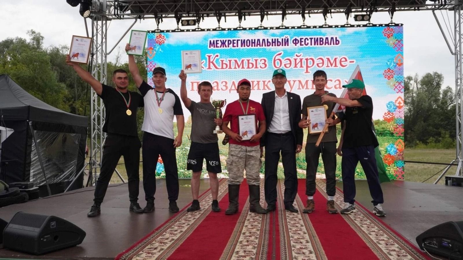 Команда Лениногорского района выиграла автомобиль Лада Гранта