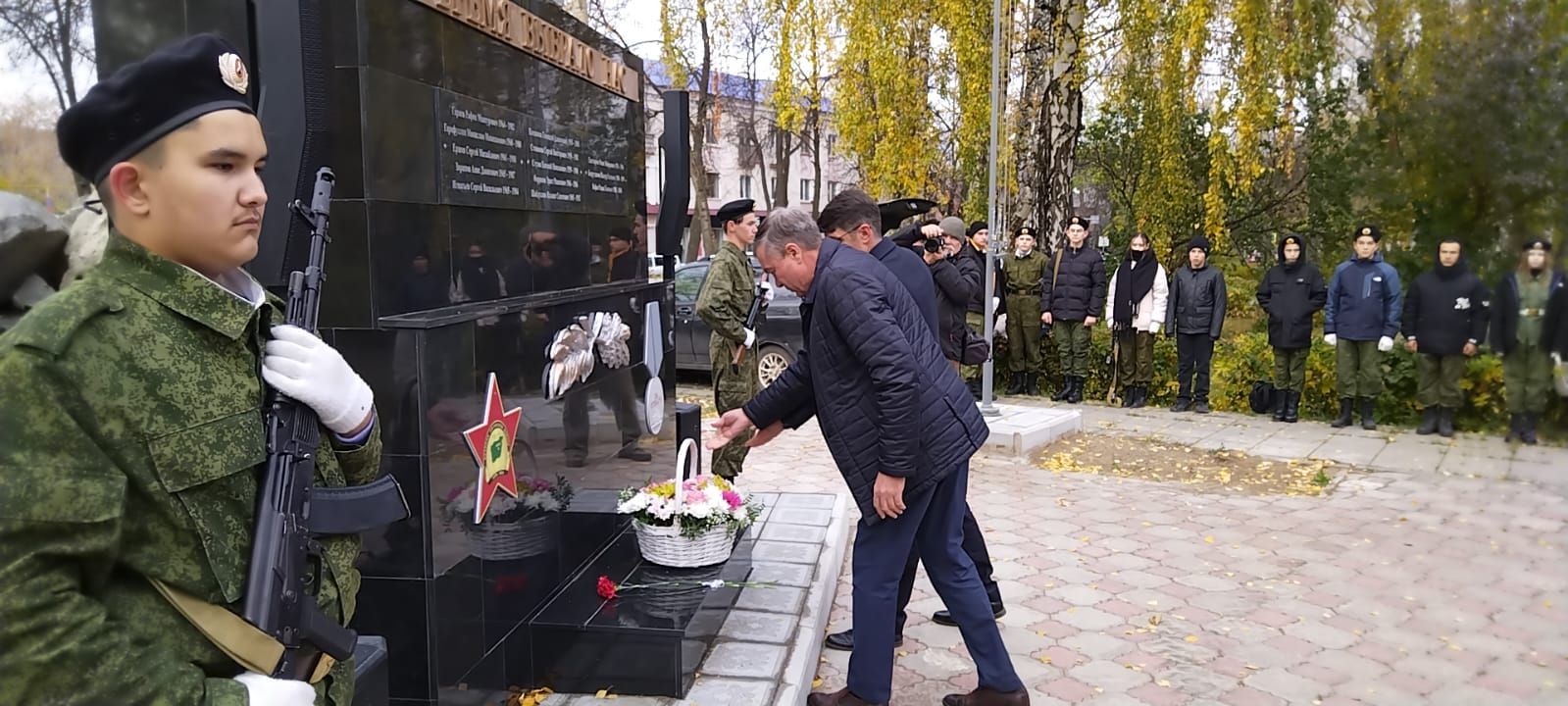 В Лениногорске после реконструкции открыли памятник воинам-интернационалистам