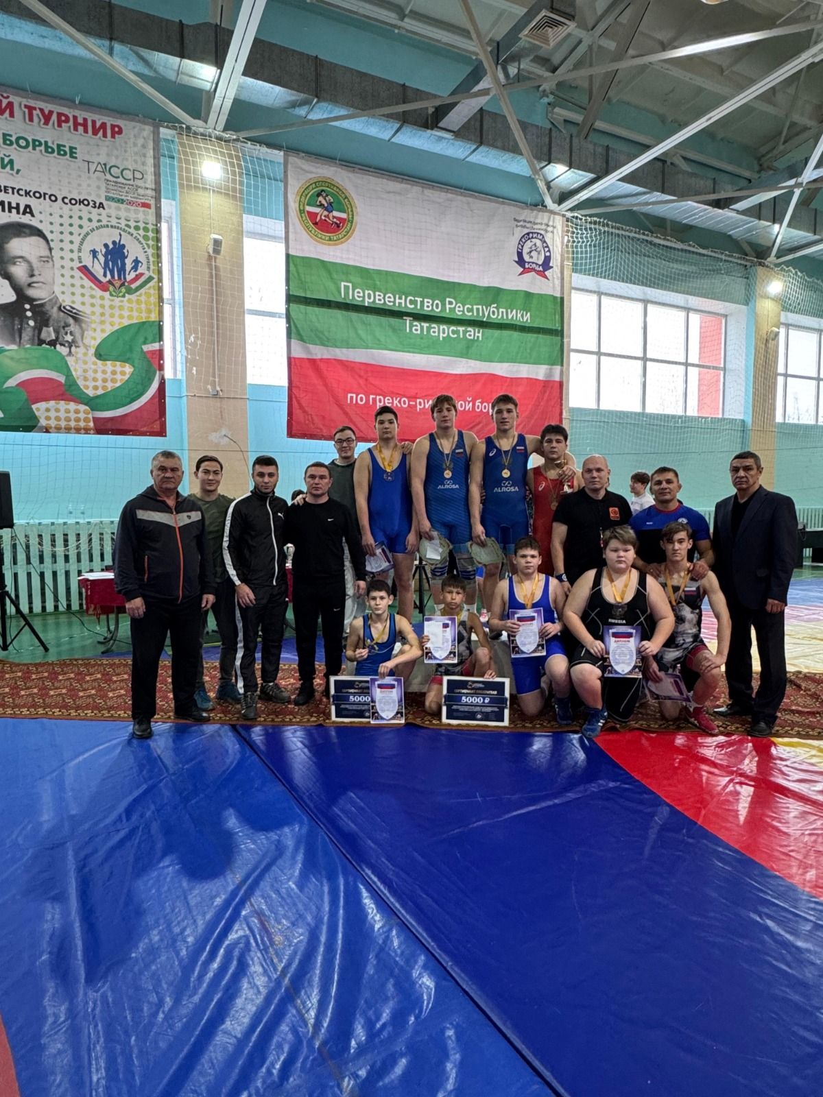 В Лениногорске прошли республиканские соревнования по греко-римской борьбе