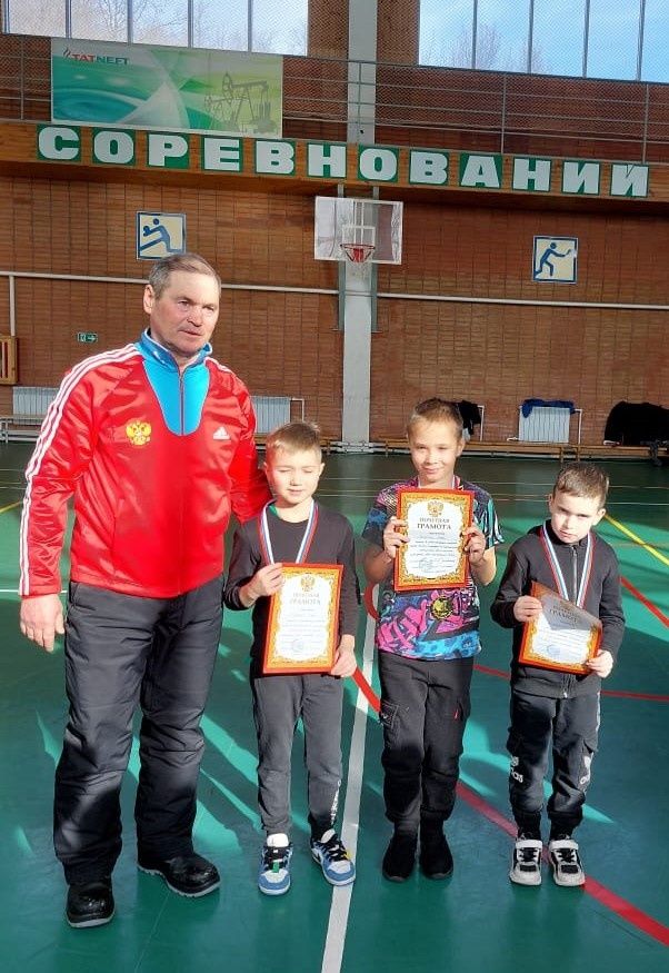 В Лениногорске прошло открытое первенство по лыжным гонкам