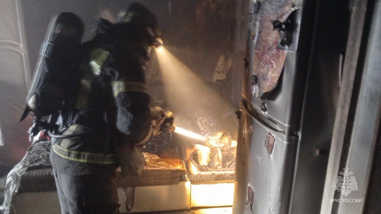 Трагедия в Бугульме: на пожаре в жилом доме погиб мужчина