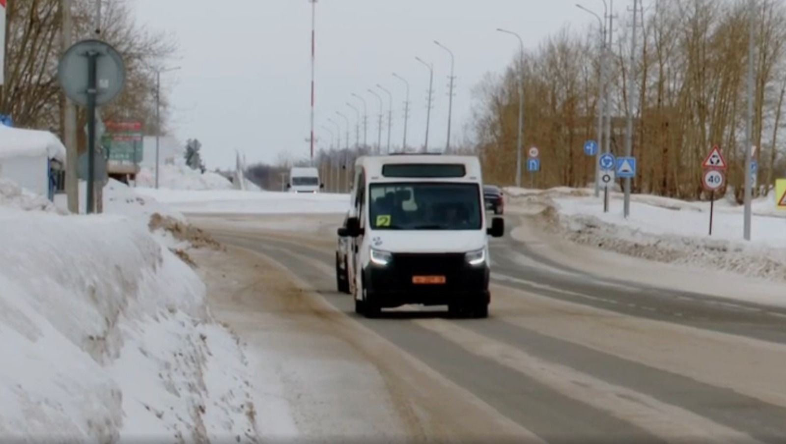 В Лениногорске планируется оснастить 10 остановок онлайн-табло для отслеживания движения автобусов