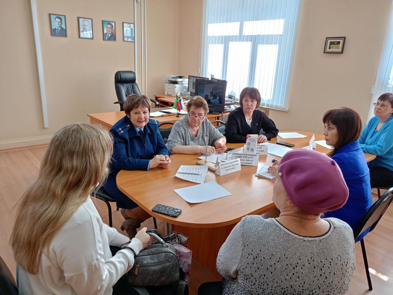 На Дне правовой помощи пожилых лениногорцев проконсультировали по жилищному и семейному законодательству