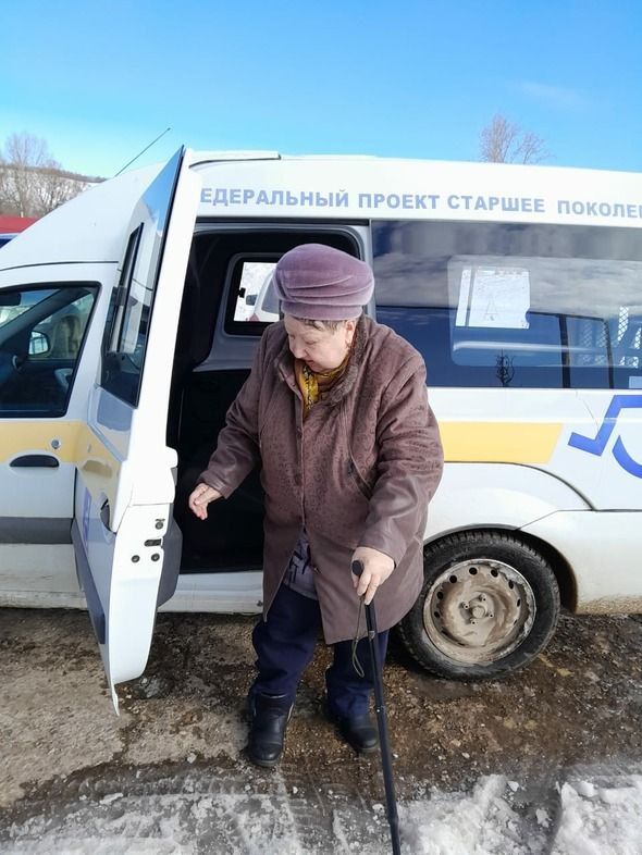 За три месяца 2025 года из Лениногорского района привезли на обследование в город 277 пенсионеров