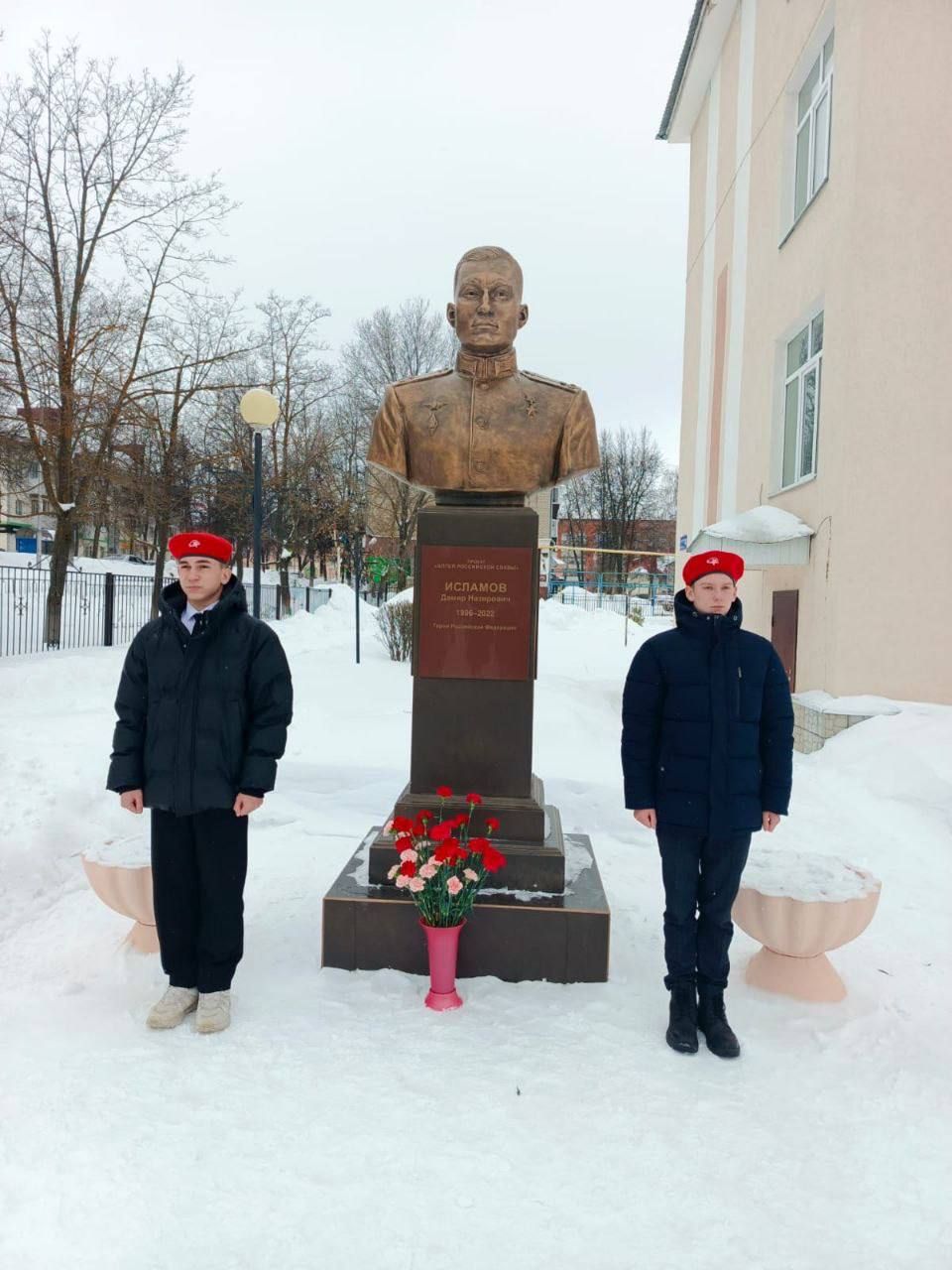 В школе № 6 Лениногорска прошли мероприятия в честь памяти Дамира Исламова