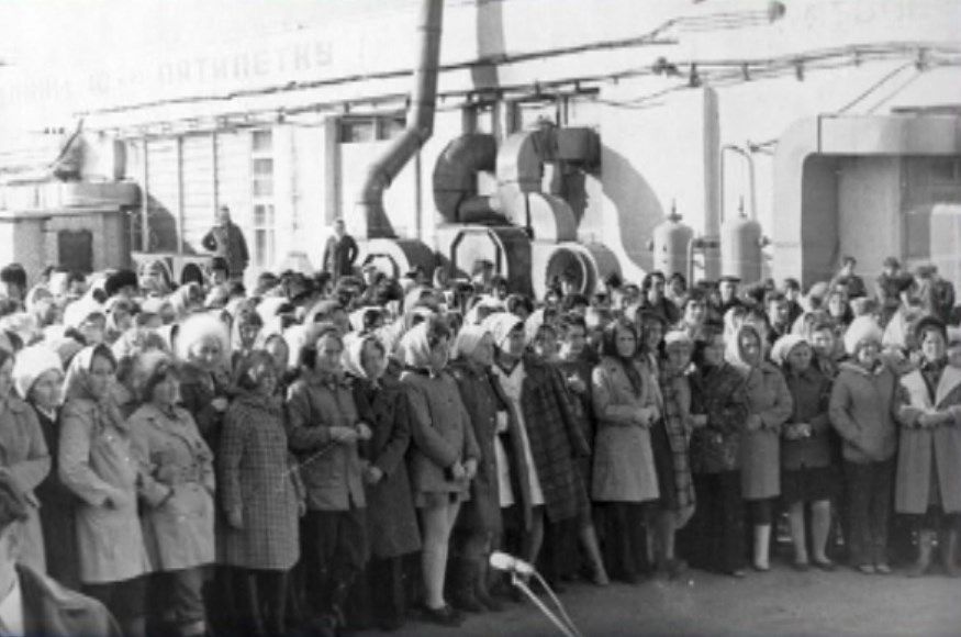 Краеведческий музей просит жителей поделиться историями и фотографиями о заводах и фабриках Лениногорска