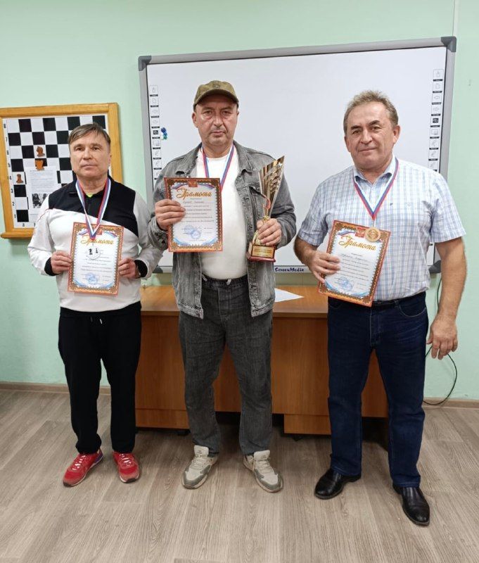 В Лениногорске сегодня прошёл турнир, посвящённый женщинам-шахматисткам