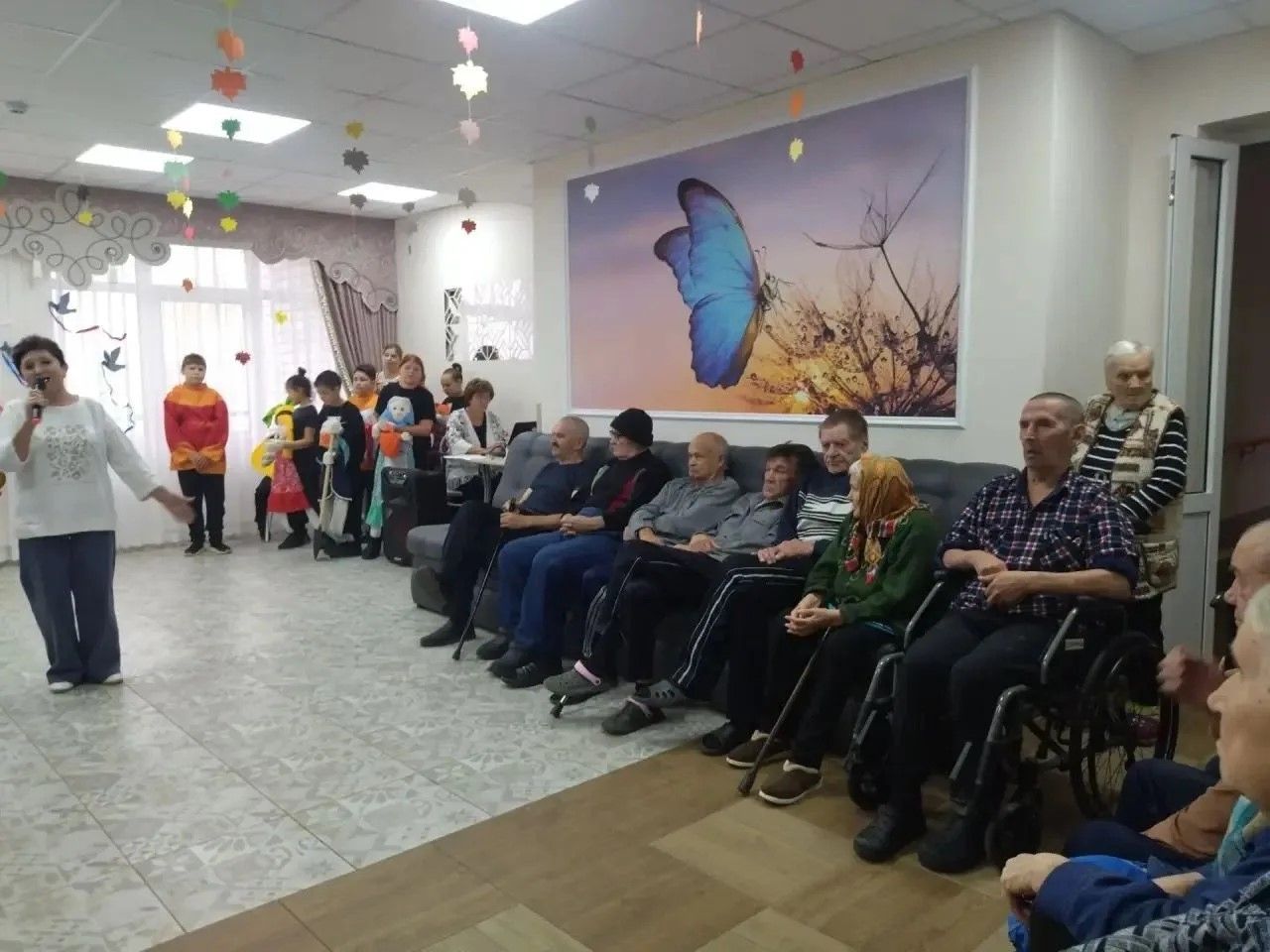 Юные актеры устроили для постояльцев дома-интерната Лениногорска концерт