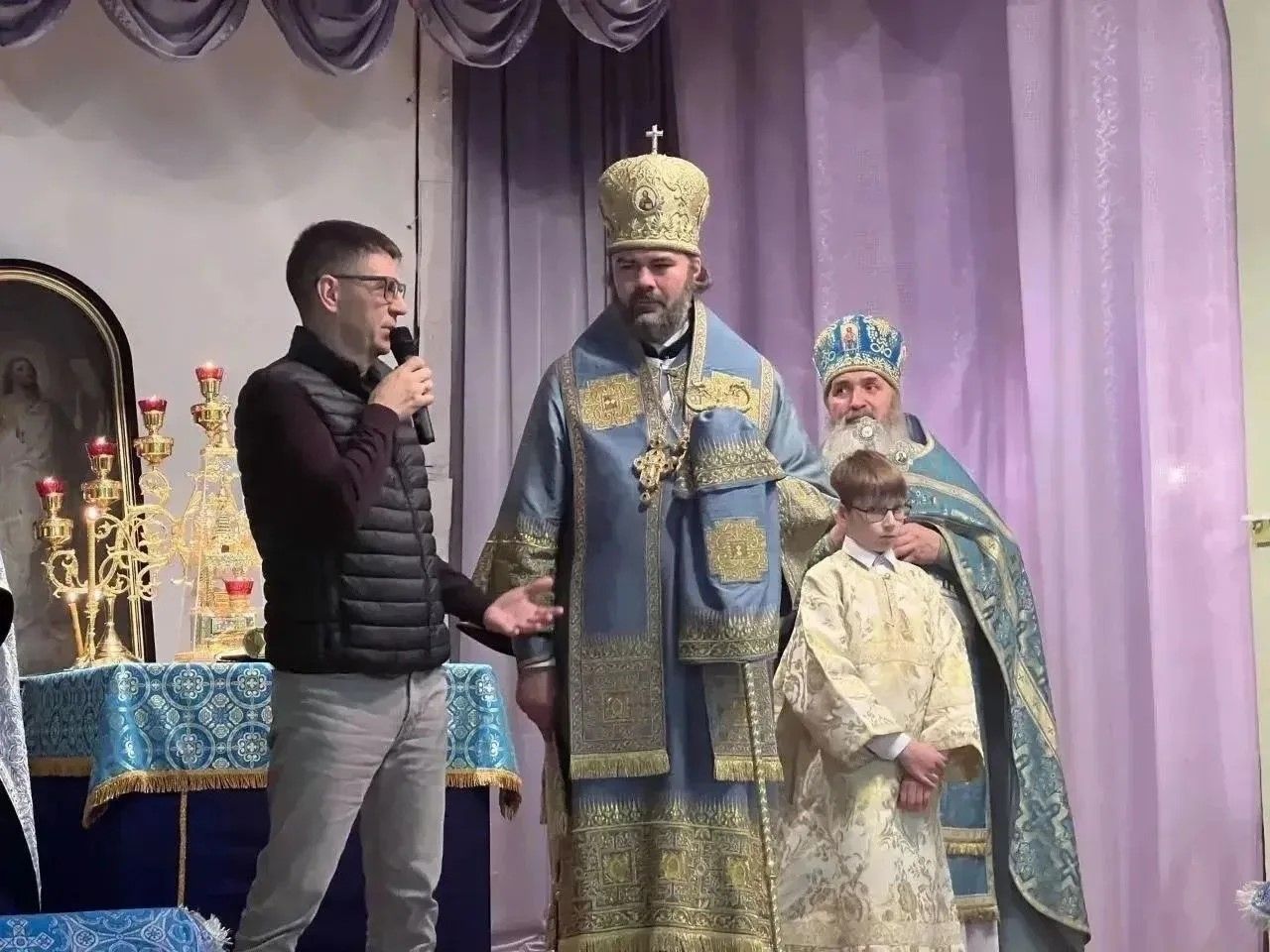 В Лениногорском районе в храме состоялась Божественная литургия