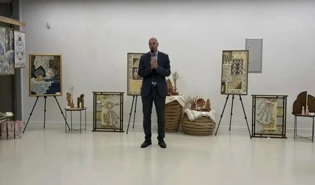 В Казани открылась выставка, посвященная 65-летию Лениногорского педагогического колледжа