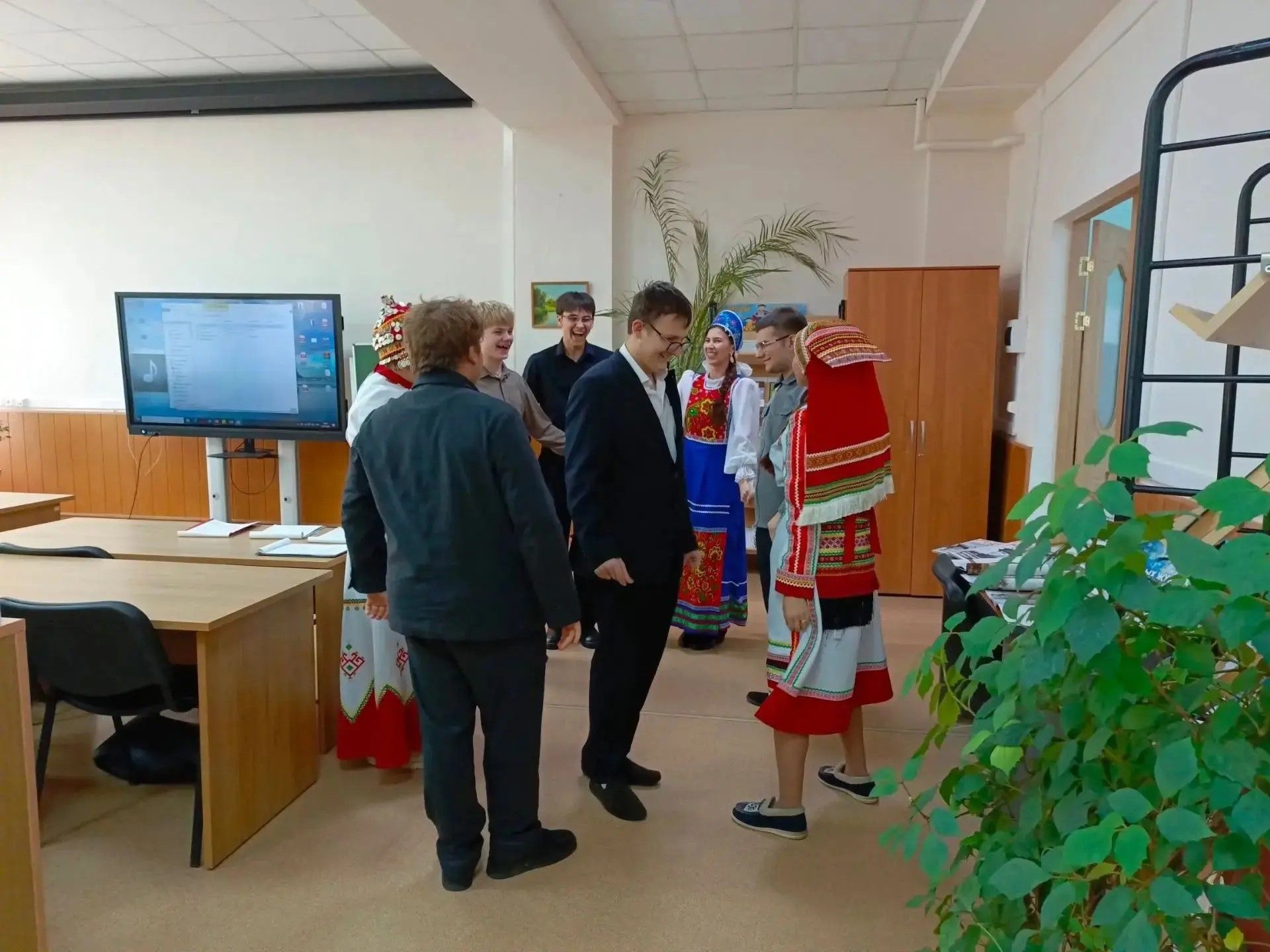 Для студентов Лениногорска провели экскурс «Дружба народов — дружба культур»