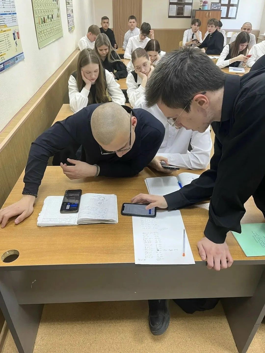 Студенты Лениногорского техникума активно выбирают, какое место города нужно благоустроить в следующем году