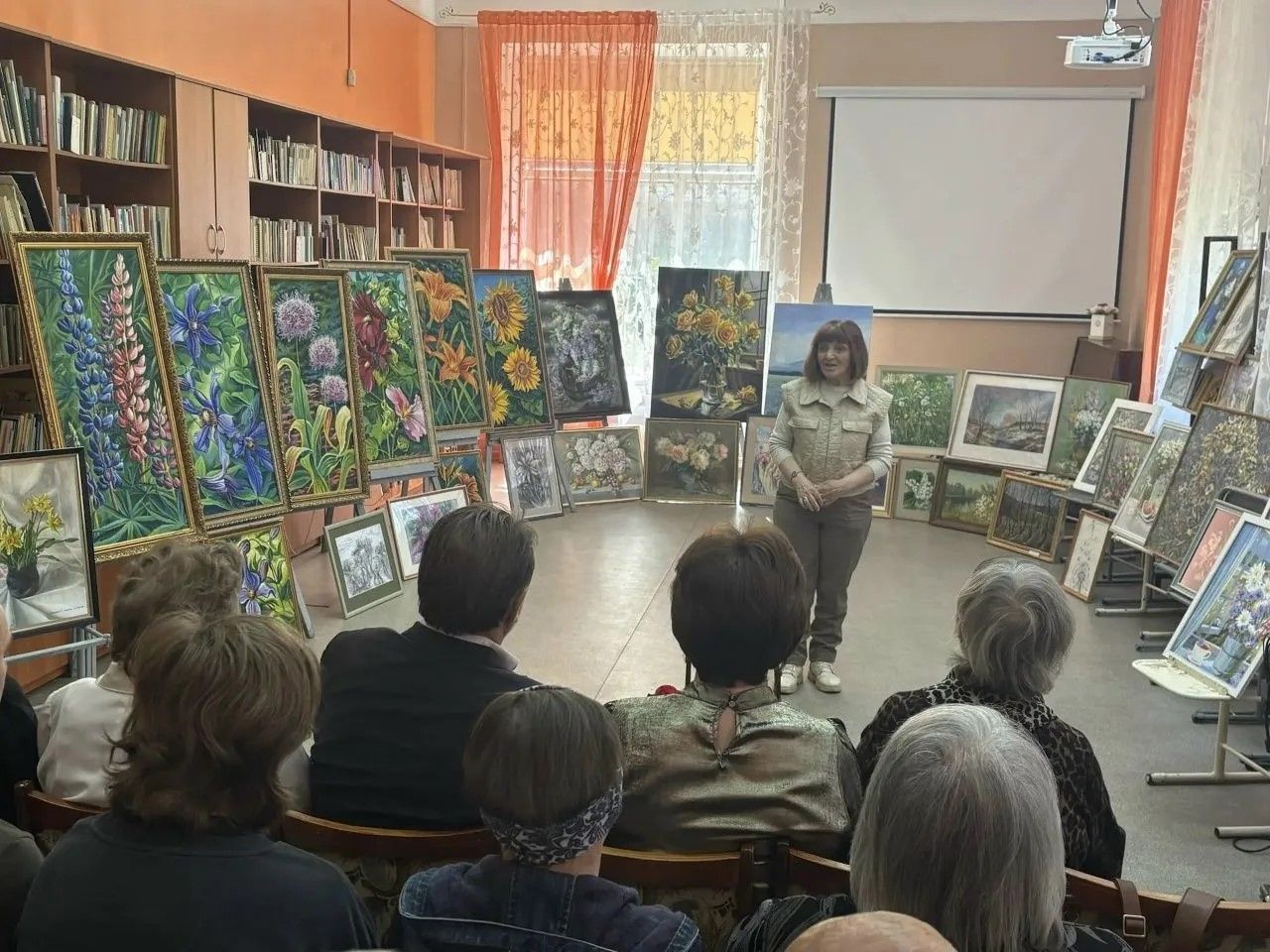 В Лениногорске открылась выставка художников