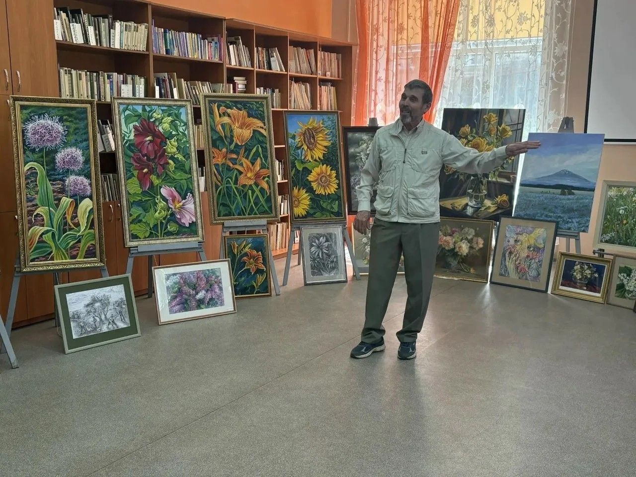 В Лениногорске открылась выставка художников