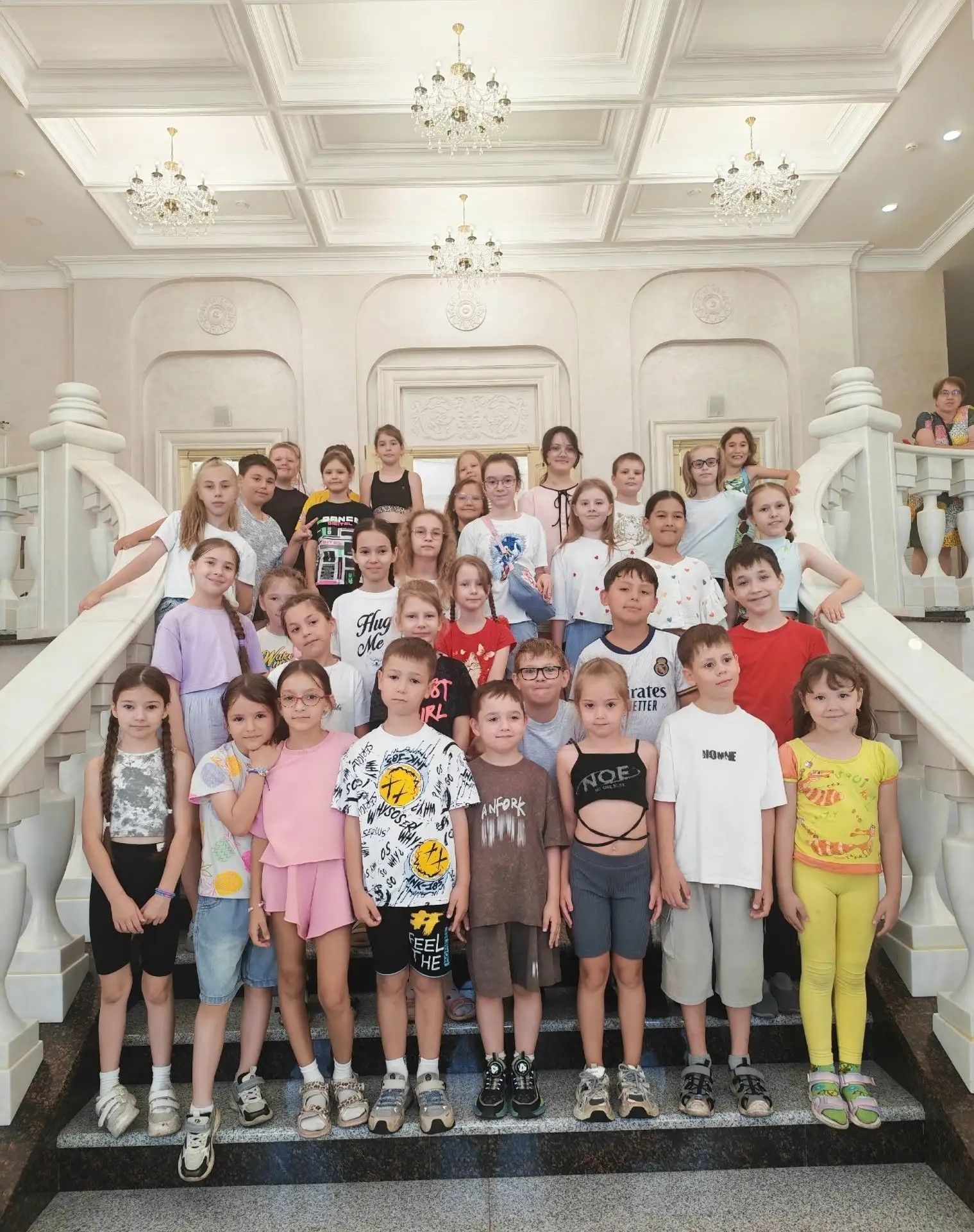 Лениногорские школьники побывали на экскурсии в отделе ЗАГС
