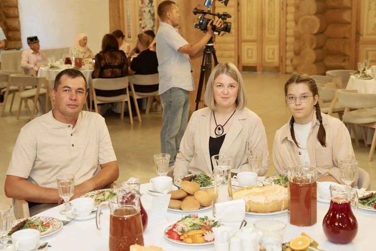 Семья из Лениногорска стала дипломантом республиканского фестиваля «Семья в НКО»