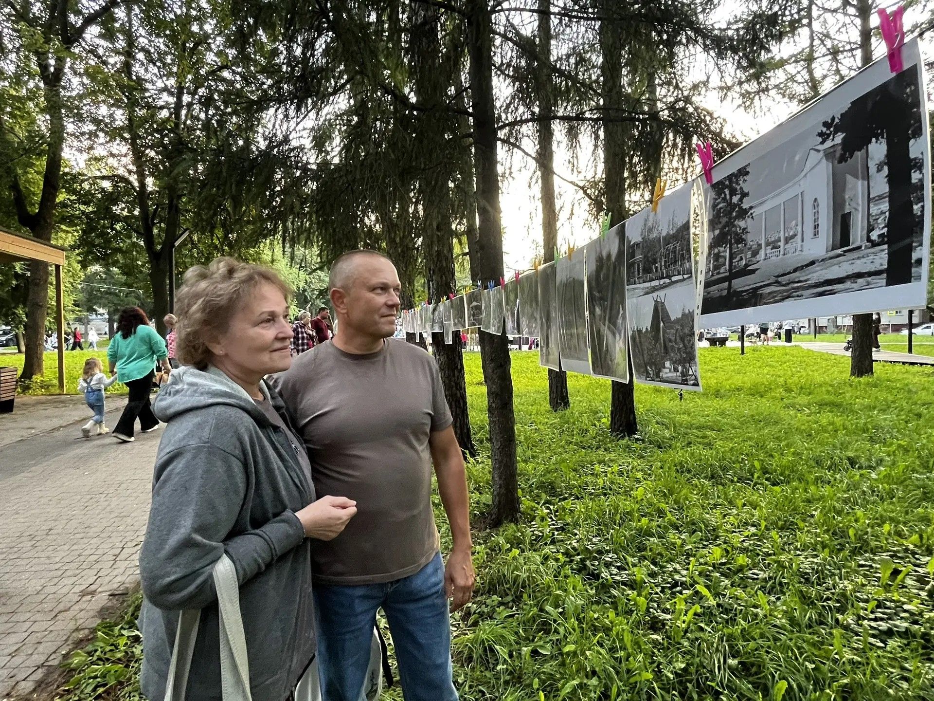 В Лениногорске уникальная ретровыставка редких фотографий города привлекла огромное внимание горожан
