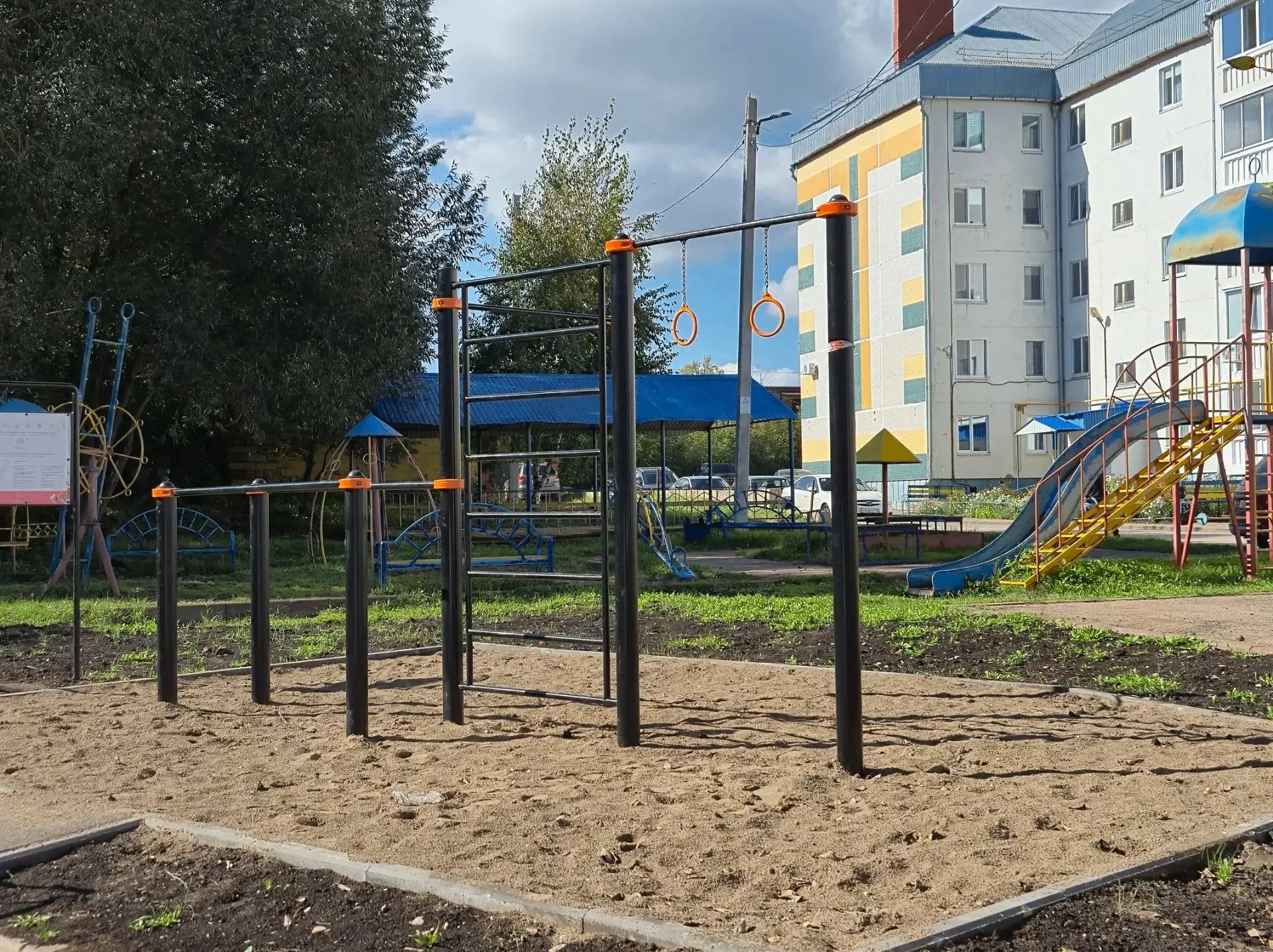 В Лениногорске вновь торжественно открыли дворовые территории после капремонта