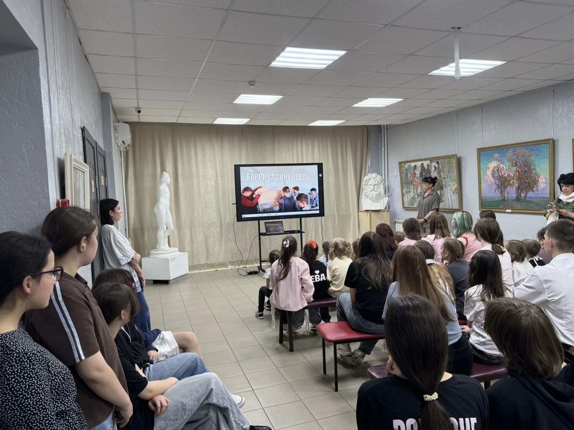 В лениногорских учреждениях культуры проходят мероприятия солидарности в борьбе с терроризмом