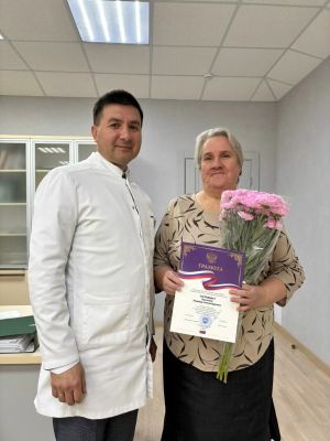 В Лениногорске поздравили с юбилеями работников здравоохранения