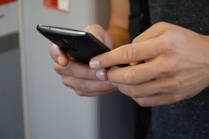 Мошенники начали отправлять жителям Лениногорска фейковые сообщения о долгах за ЖКУ
