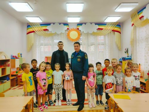 В Лениногорске прошел конкурс детских рисунков, посвященный 95-летию государственного пожарного надзора