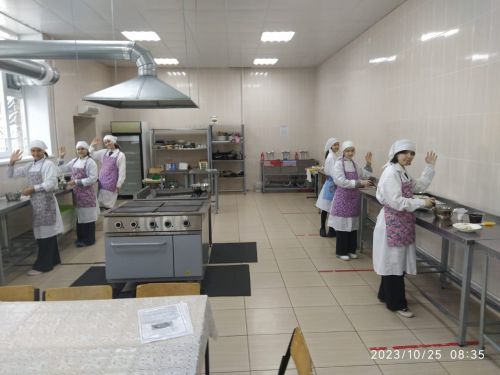 В Лениног­орском политехническ­ом колледже прошло мероприятие практико-­ориентированного мод­уля для участников Всероссийского проекта «Билет в будущее»