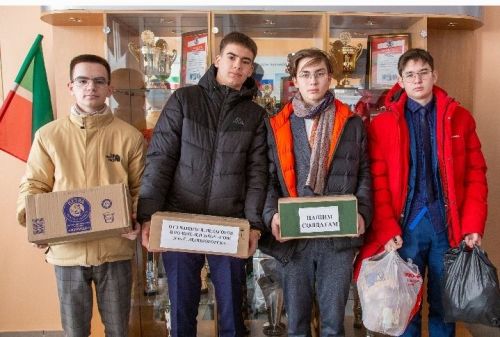 Школа № 6 в Лениногорске приняла участие в сборе гуманитарного груза