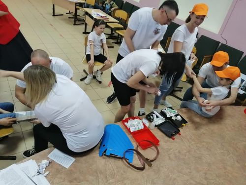 В школе Лениногорска провели конкурс по ПДД «Знаю правила я - знает вся моя семья!»