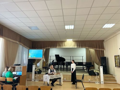 На сцене Лениногорского музыкально-художественного педагогического колледжа прошел фестиваль «Студенческая весна - 2023»