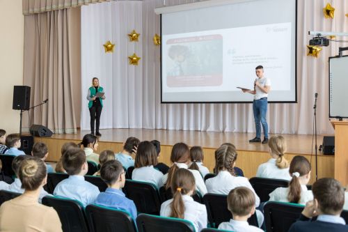 Лениногорские школьники сами выбирают, в каком обществе им жить