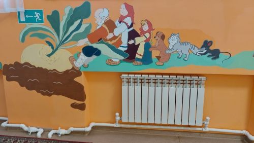 Студенты ЛМХПК сделали художественное оформление стен детского сада