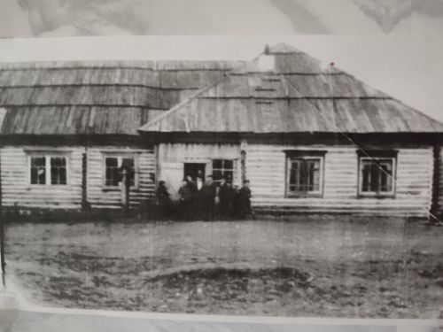 27 мая Урмышлинская школа соберет выпускников на 100-летний юбилей