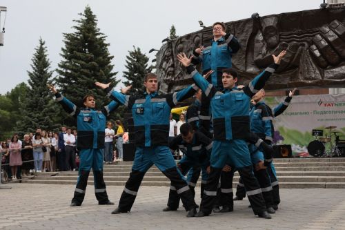 В Лениногорске юным интеллектуалам вручили премии, а будущим первоклассникам - портфели