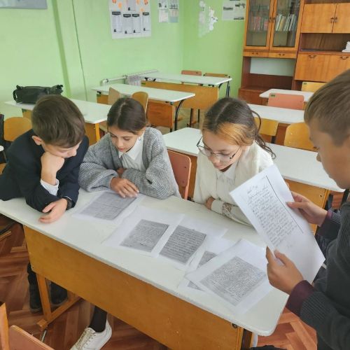 В школе № 4 Лениногорска школьникам рассказали о фашизме