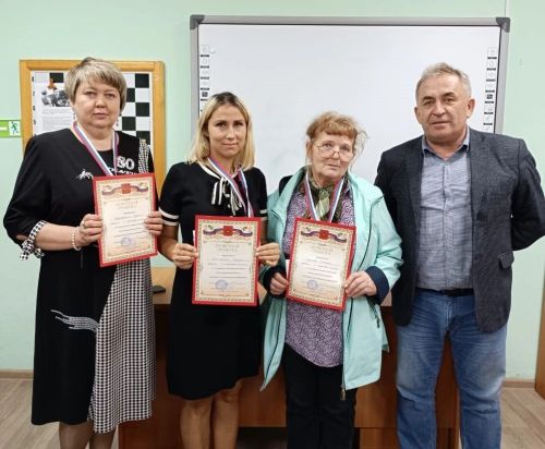 В Лениногорске прошёл VI турнир «Честь шахматной короны»