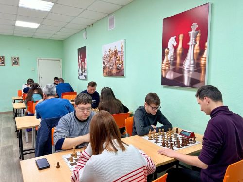 В Лениногорске прошёл 25 традиционный лениногорский новогодний блицмарафон по шахматам