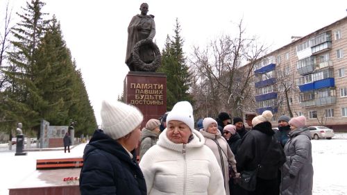 В Лениногорске  прошел митинг, посвященный Дню неизвестного солдата.