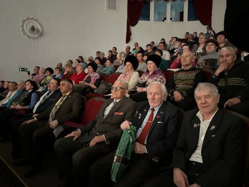 Во Дворце культуры состоялся праздничный концерт, посвященный Дню защитника Отечества