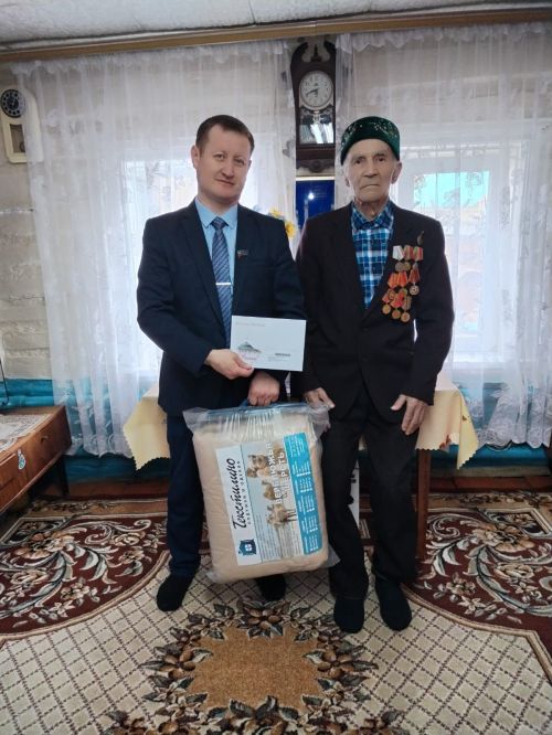 Письма с фронта от отца мы зачитывали до дыр!