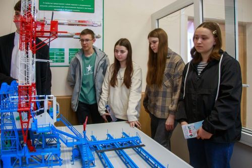 В Лениногорском нефтяном техникуме прошло собрание для абитуриентов и их родителей