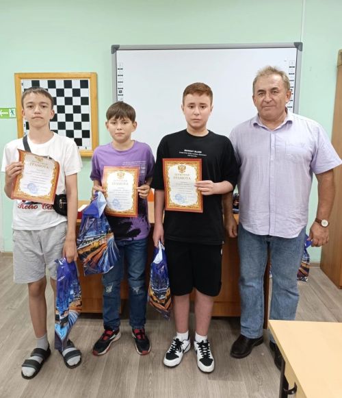 В Лениногорске прошел турнир по шахматам