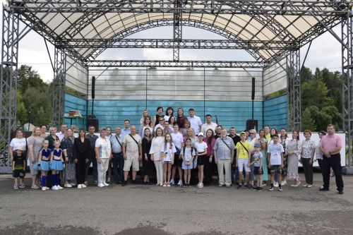 В Лениногорске на Дне физкультурника вручили золотые значки ГТО и спортивные разряды КМС